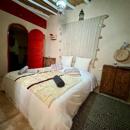 Hotel Jenny Lynn Tazrou Esterno foto