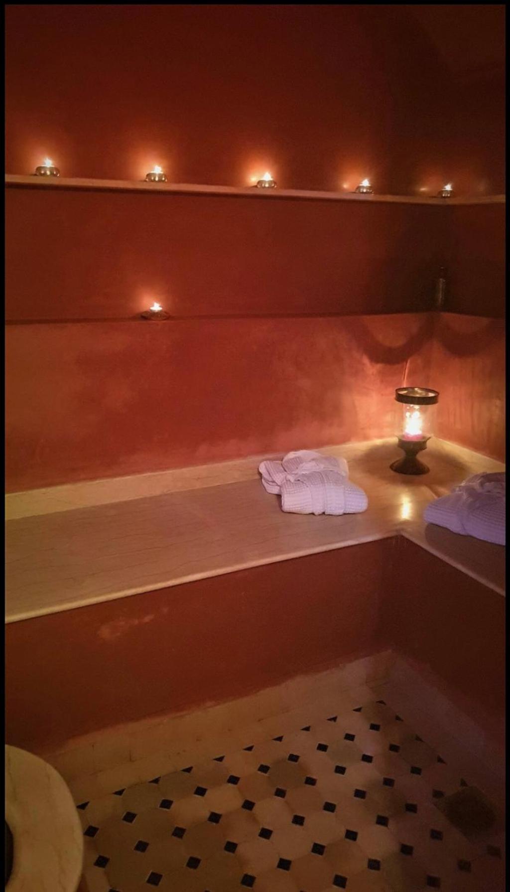 Hotel Jenny Lynn Tazrou Esterno foto
